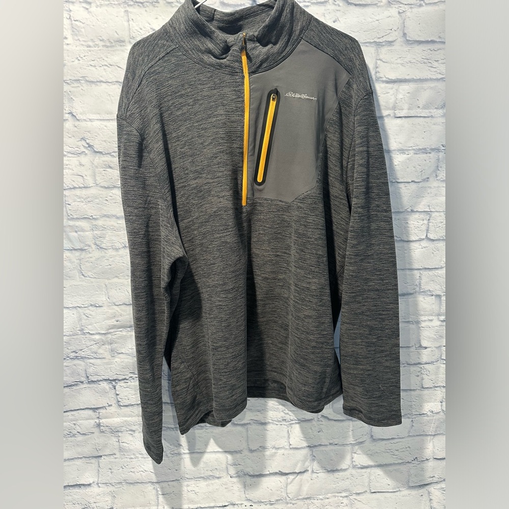 Men's Activator Grid Fleece
1/2-Zip Pullover Size XXL Heather Grey